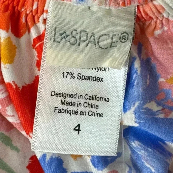 NWT L*Space Marilyn Floral Print One Piece Swimsuit Size 4 Flowers Forever Beach - Picture 3 of 11